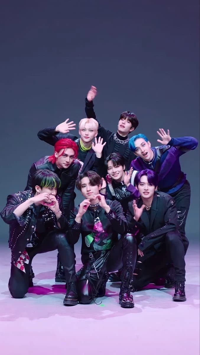 Stray Kids thumbnail