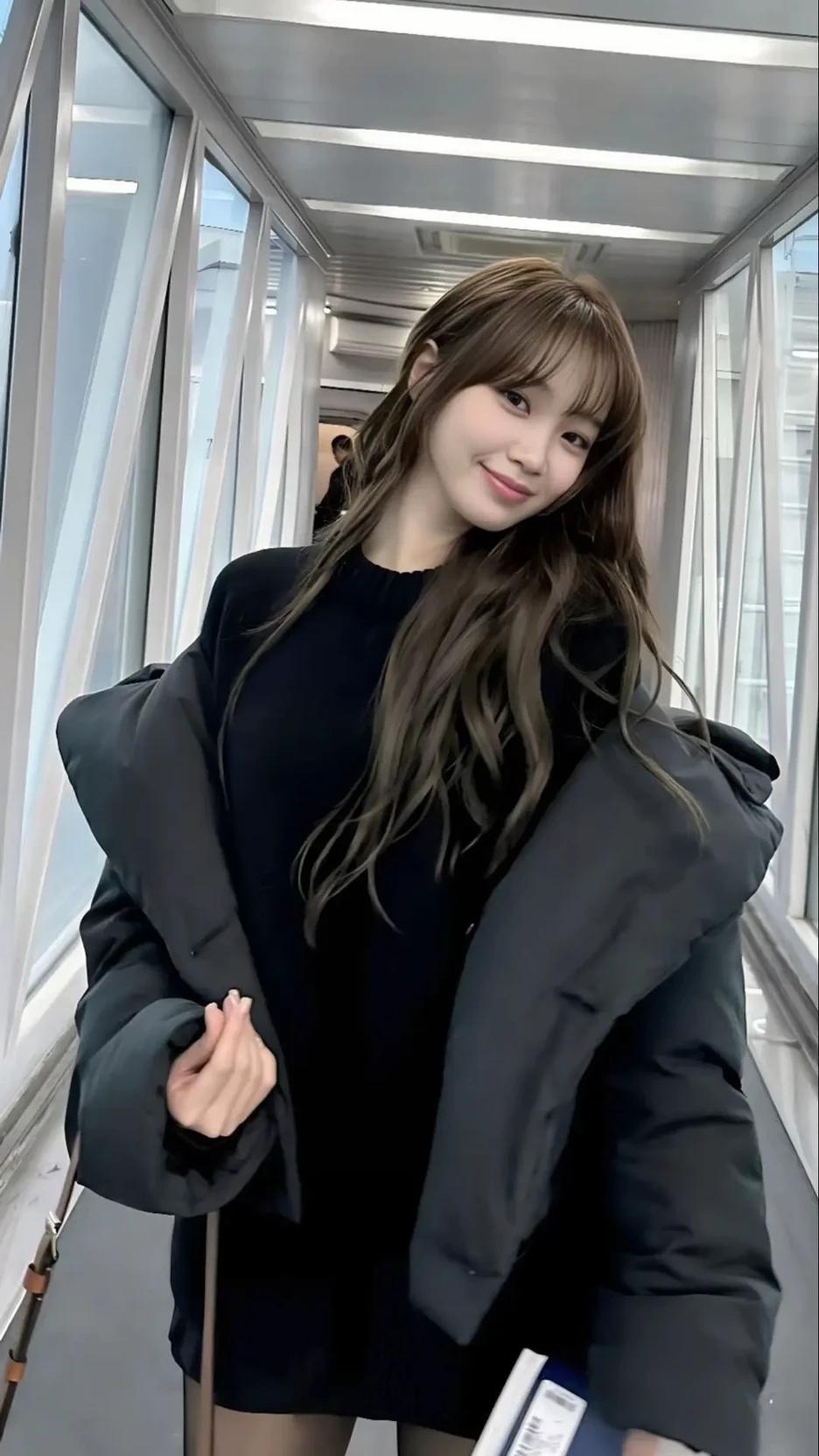 Kim Chaewon thumbnail