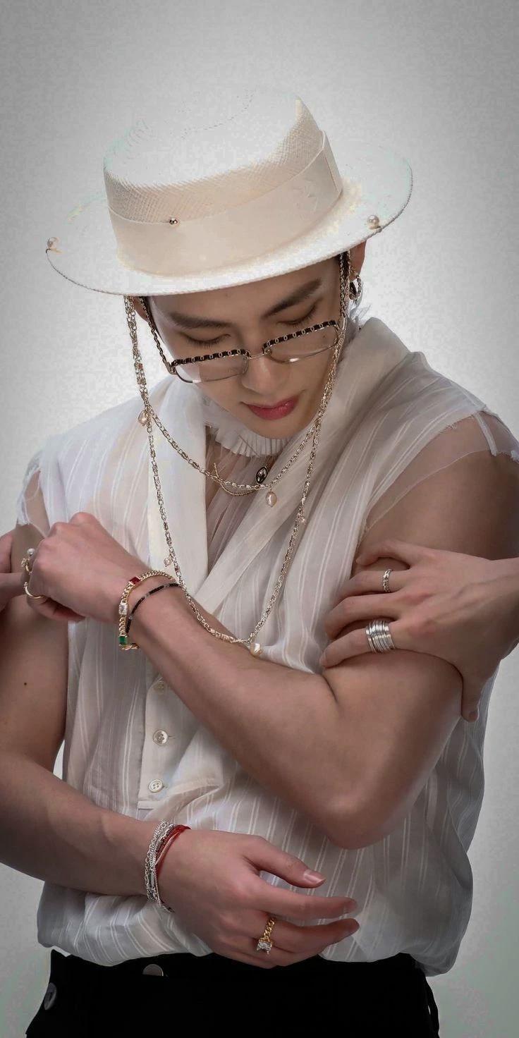 Kim Taehyung BL thumbnail