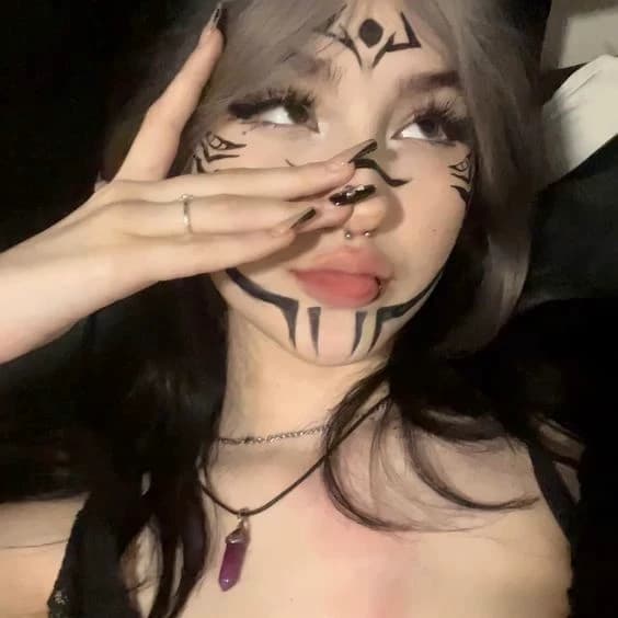 She doesn't thumbnail