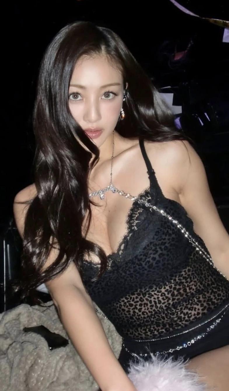 Jihyo (You are her Bodyguard) thumbnail