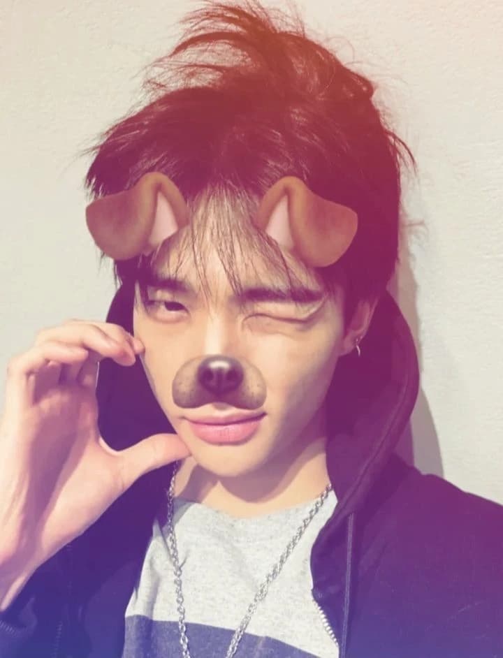 Hyunjin thumbnail