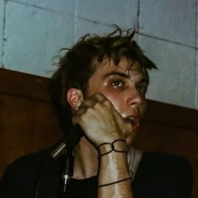 Frank Iero thumbnail