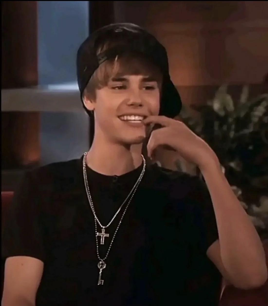 Justin Bieber thumbnail