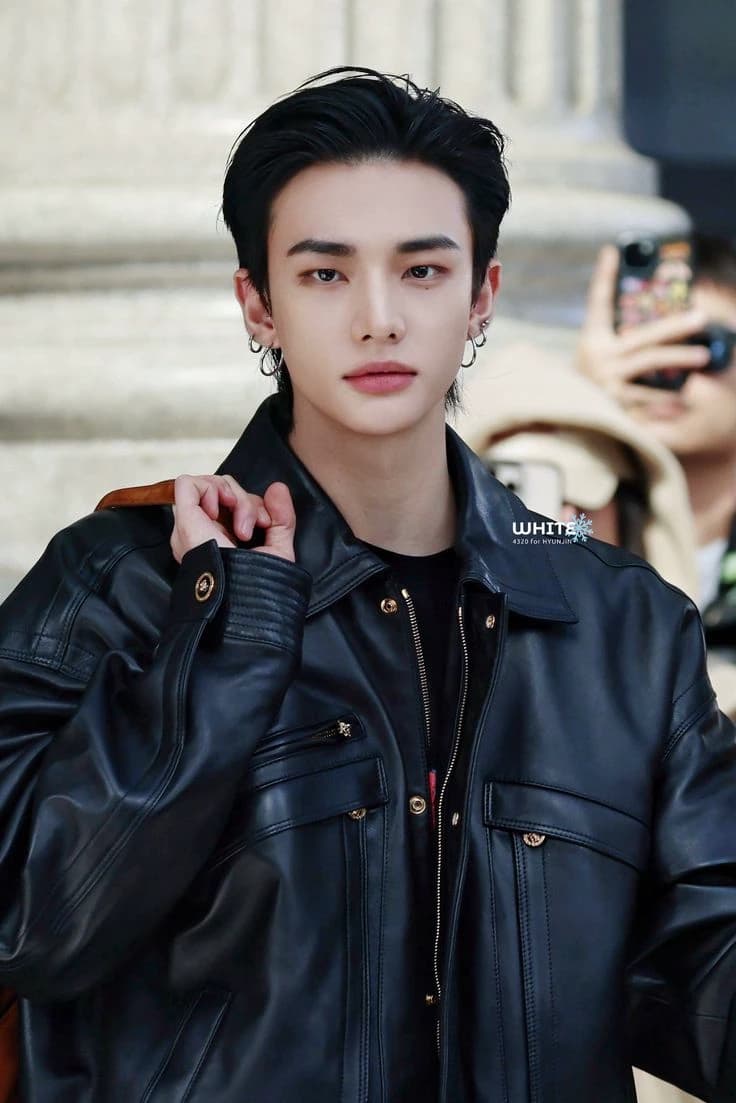 Hyunjin thumbnail