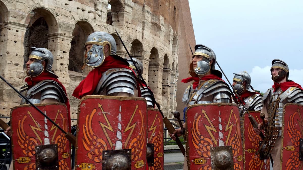 Four Roman centurions thumbnail