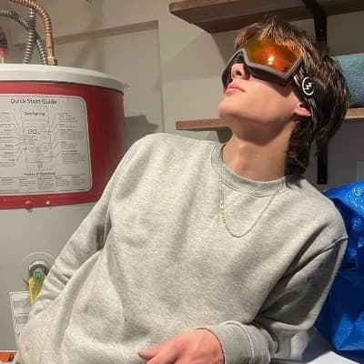 Aaron thumbnail