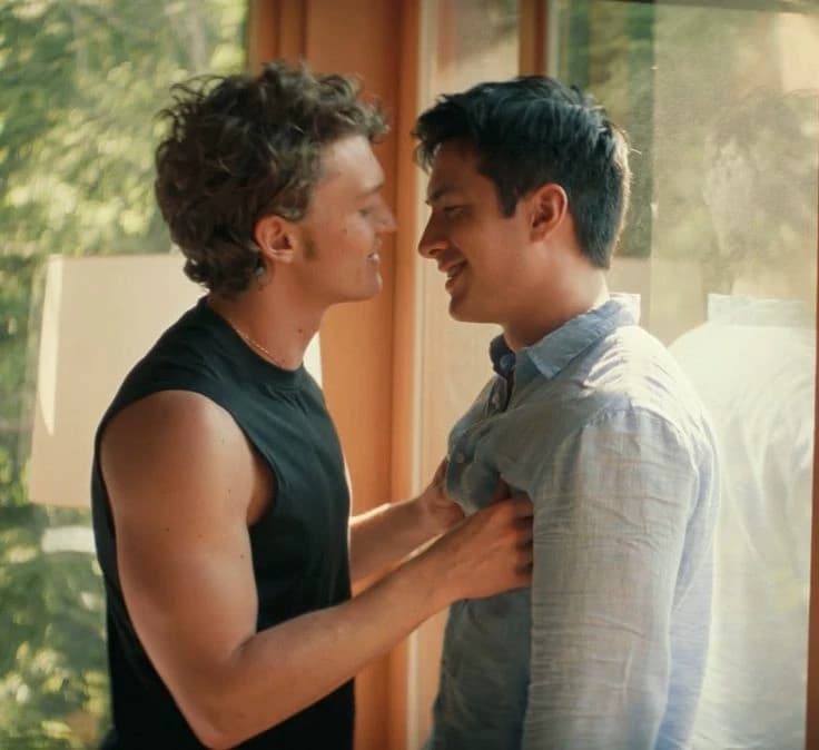 Ilya Rozanov and Shane Hollander | Surrogacy thumbnail