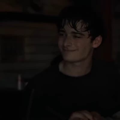 Noah Schnapp thumbnail