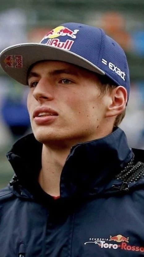Max Verstappen thumbnail