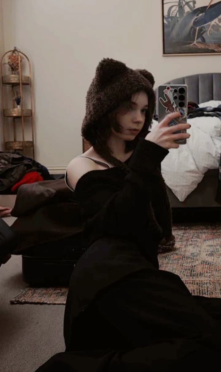 Emma Myers thumbnail
