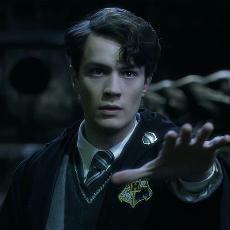 "𝑻𝒐𝒎 𝑹𝒊𝒅𝒅𝒍𝒆" thumbnail