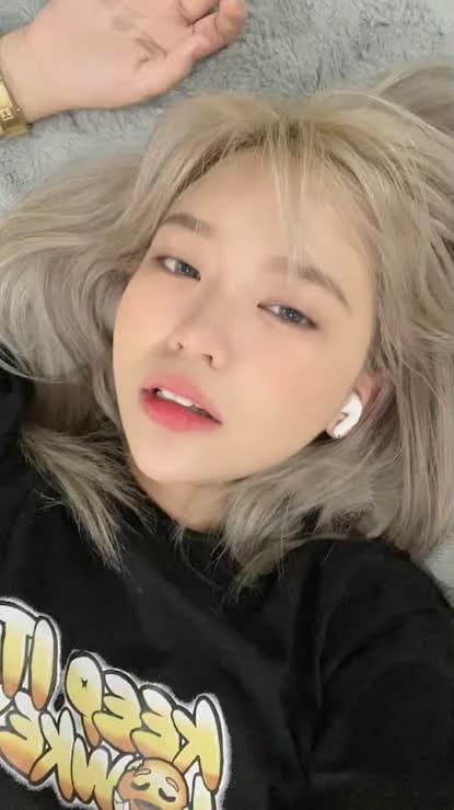 Carlyn thumbnail