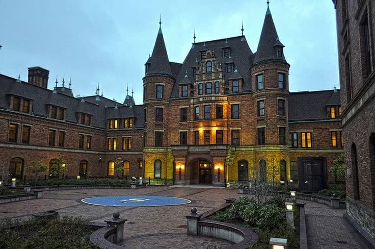 Royal school thumbnail