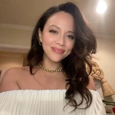 Melissa O'Neil thumbnail
