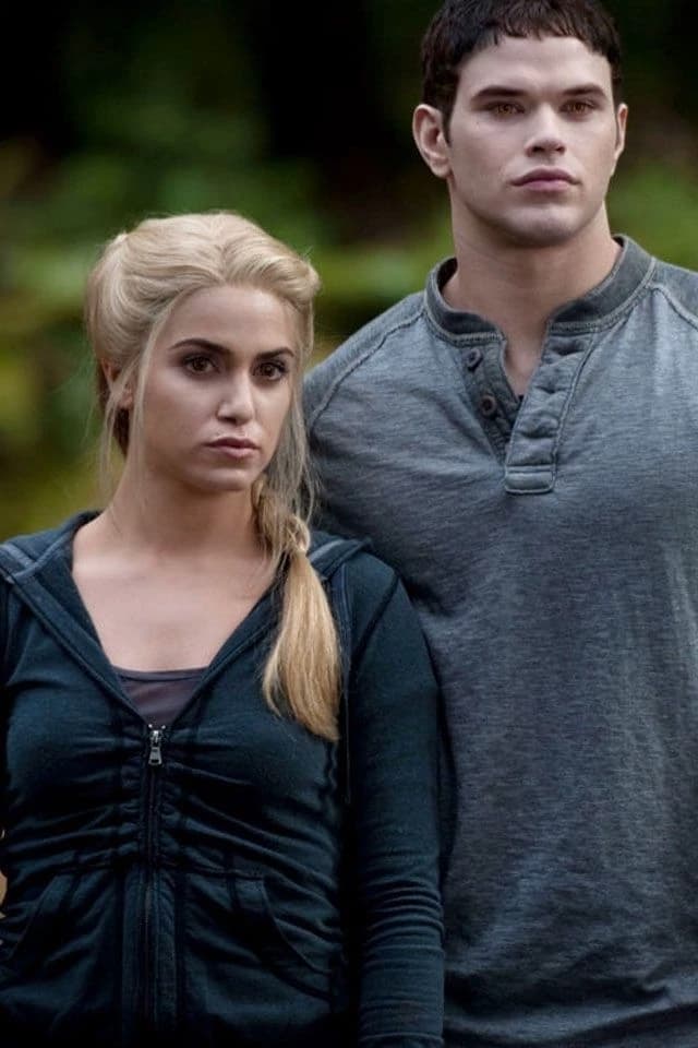 Rosalie and Emmett.  thumbnail