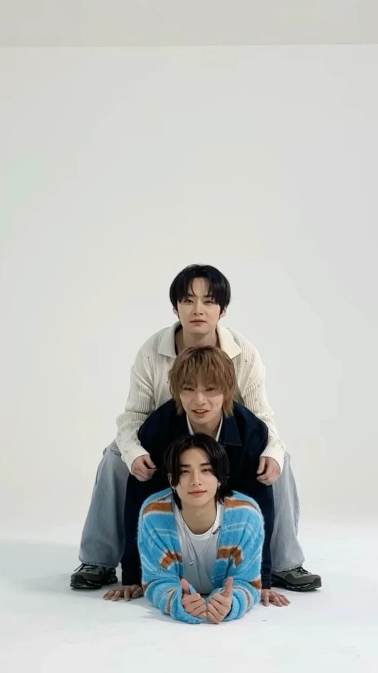 Jeongin, Hyunjin y Minho - BL thumbnail