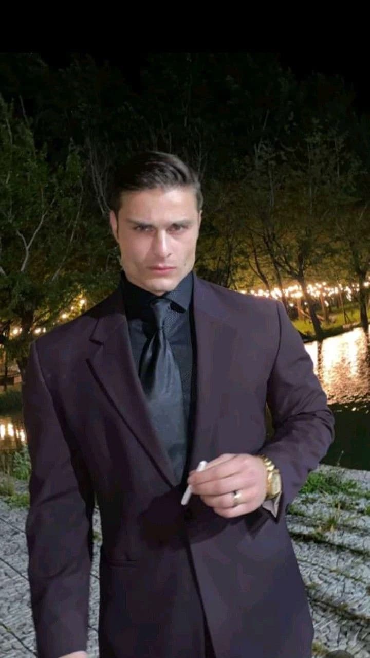 Eski Kocan Chris thumbnail