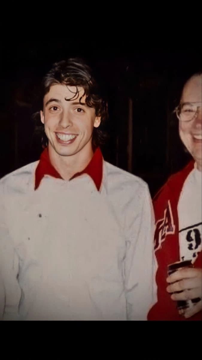 Dave Grohl thumbnail