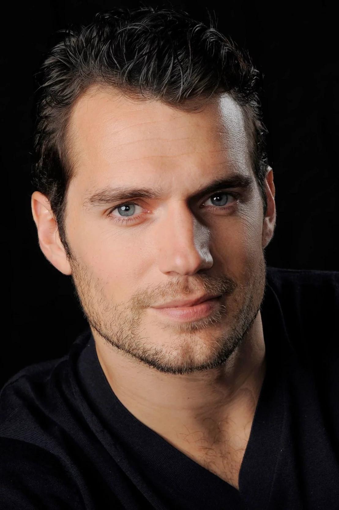Henry Cavill thumbnail