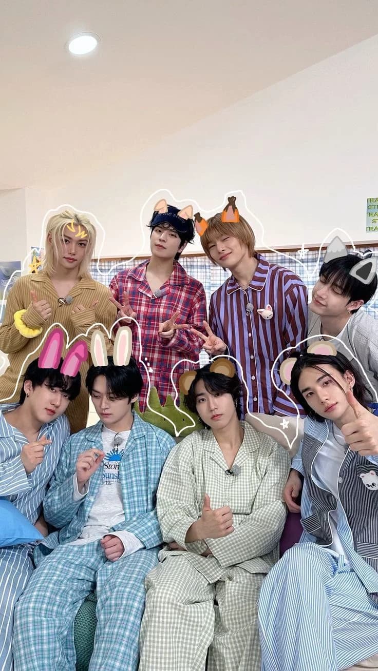 Stray kids thumbnail