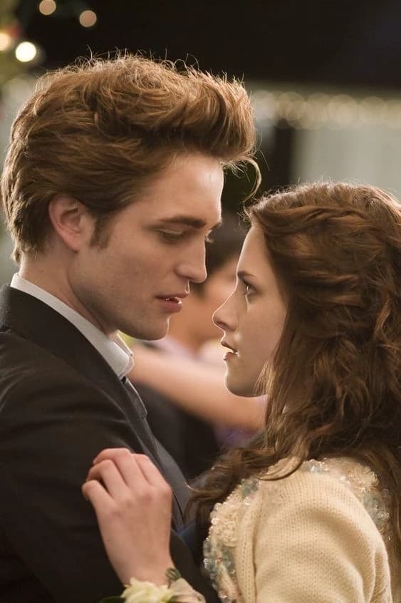 Edward and Bella. thumbnail