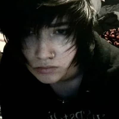 The emo of the class thumbnail