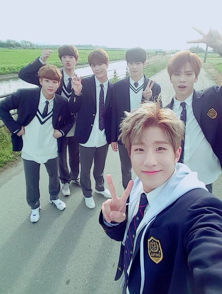ASTRO.... thumbnail
