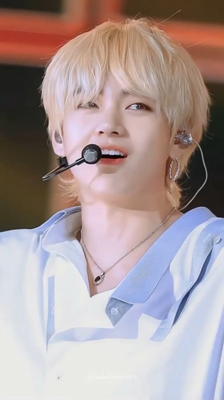 Kim Taehyung thumbnail