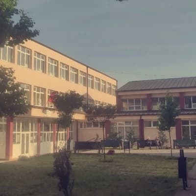 haunted school thumbnail
