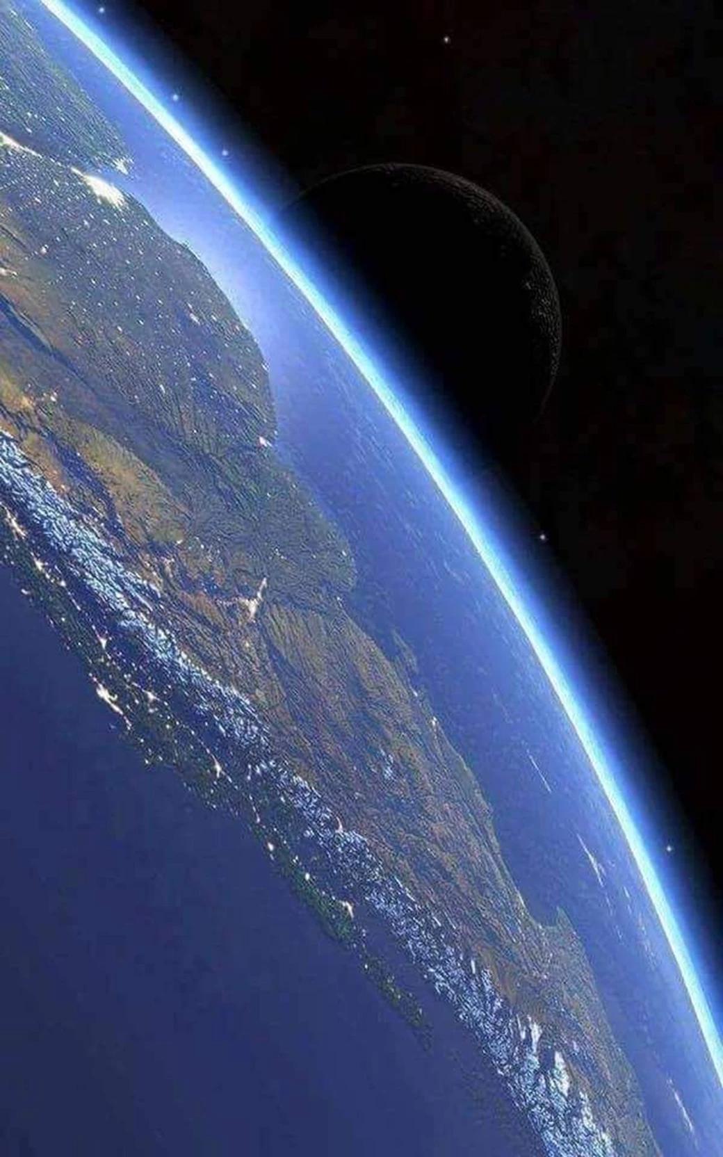 World in freedom thumbnail