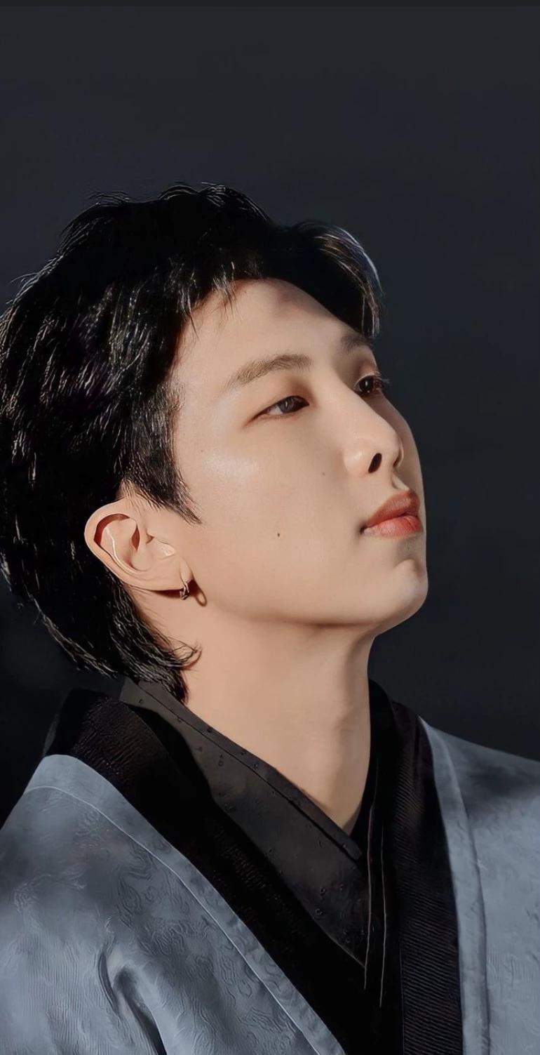 Namjoon ( Rm) thumbnail