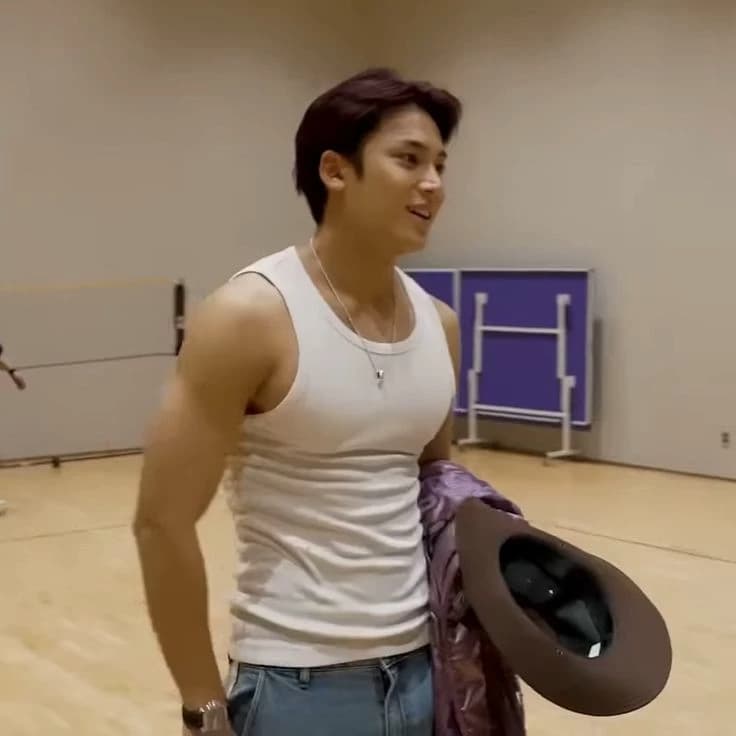 Kim Mingyu thumbnail