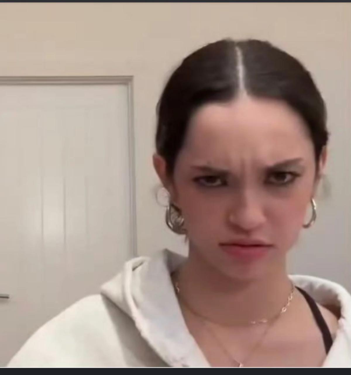 DaNieLa AvaNzinI thumbnail