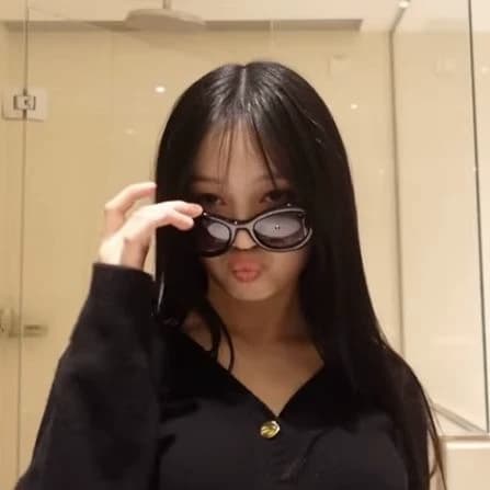 Hanni Pham (Vietnamese girlfriend) thumbnail
