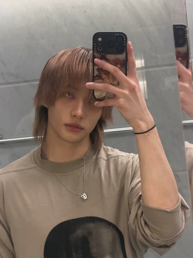 Hyunjin Hwang thumbnail
