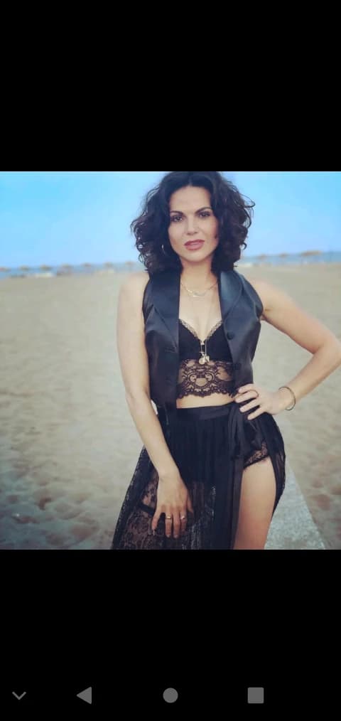 Lana parrilla thumbnail