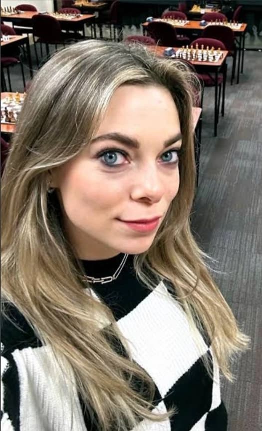 Dina Belenkaya thumbnail