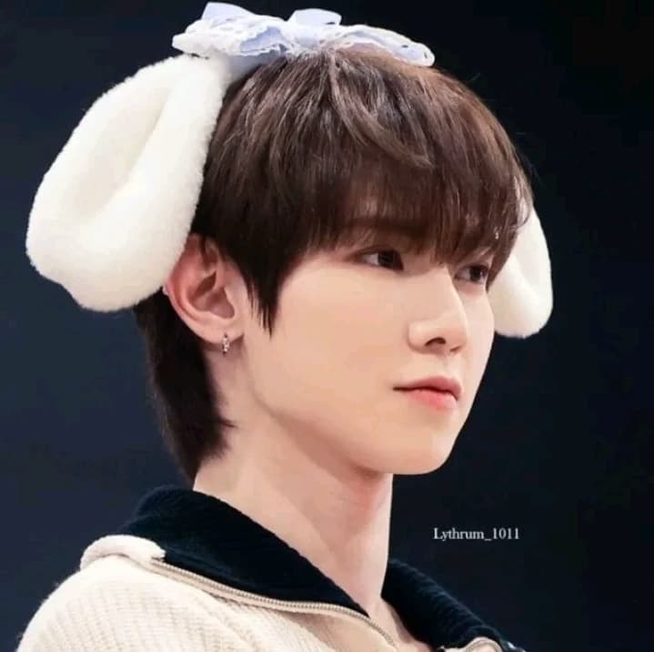 Kang Yeosang thumbnail