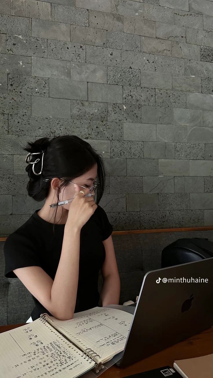 Ms. Alexa thumbnail