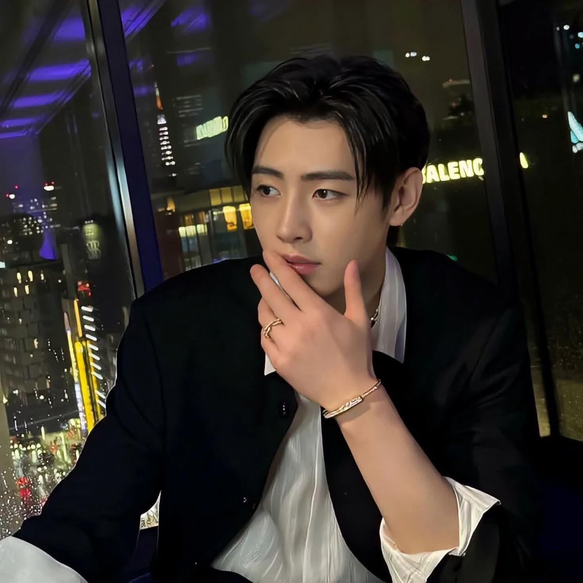 Park sunghoon  thumbnail