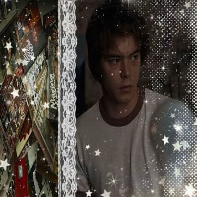 You're... Jonathan Byers, right? thumbnail