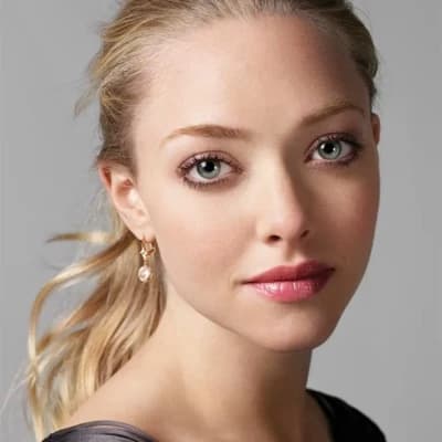 Amanda Seyfried  thumbnail
