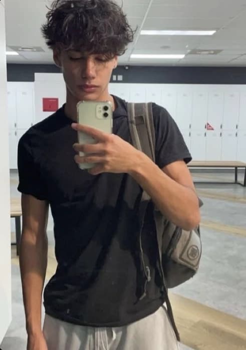 New student. thumbnail