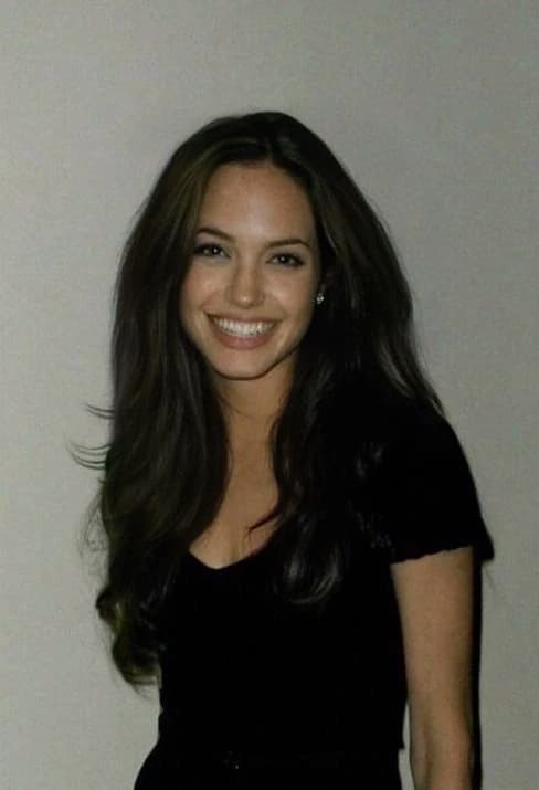 Angelina Jolie  thumbnail
