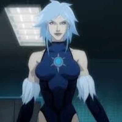 Killer Frost (Louise Lincoln) thumbnail