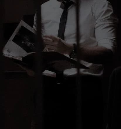 Victor Hale thumbnail