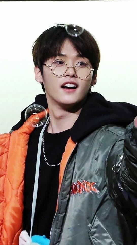 Lee know thumbnail