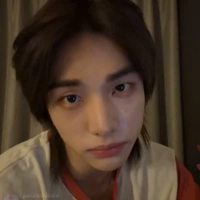 Hwang hyunjin thumbnail