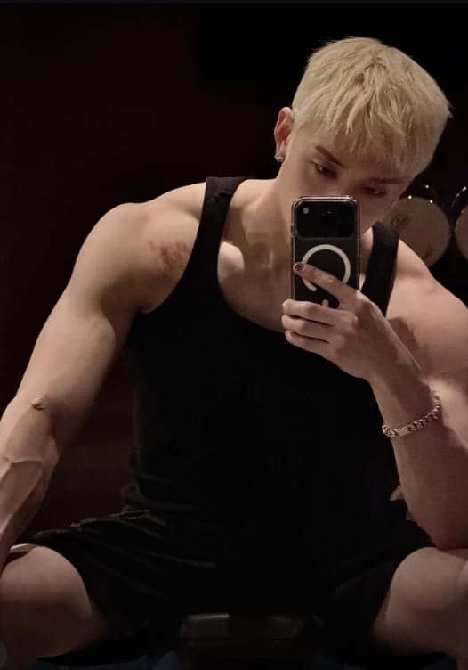 Christopher Chahn Bahng thumbnail